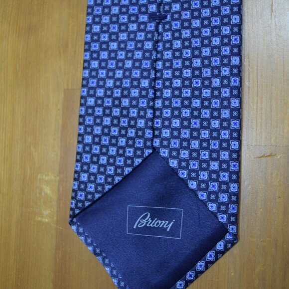 $840 New BRIONI Navy Aqua Blue Floral Medallion Handmade Italy Silk Neck Tie - Picture 12 of 15